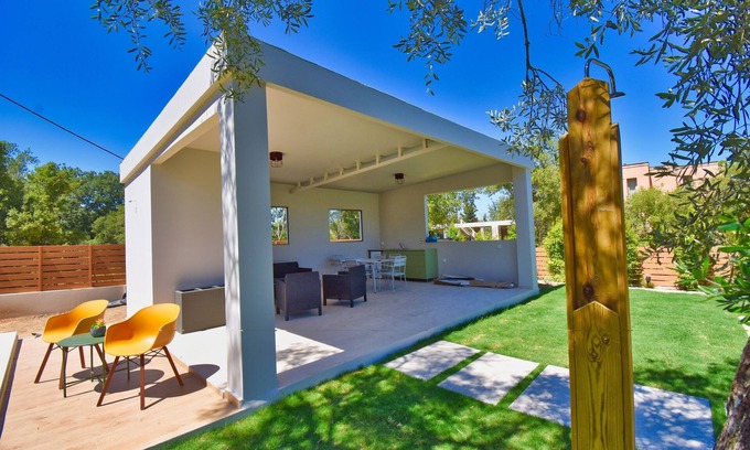 Gouvia Villa | Villa Luminosa with private pool by Corfuville