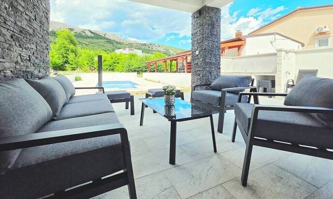 Jurandvor Villa | Villa Lux with swimmnig pool and view