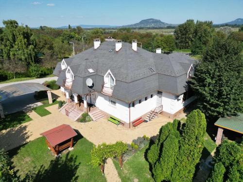 Balatonederics House | Villa Mátis