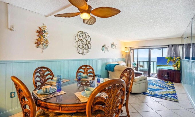 Madeira Beach House | Villa Madeira 504 - Premier