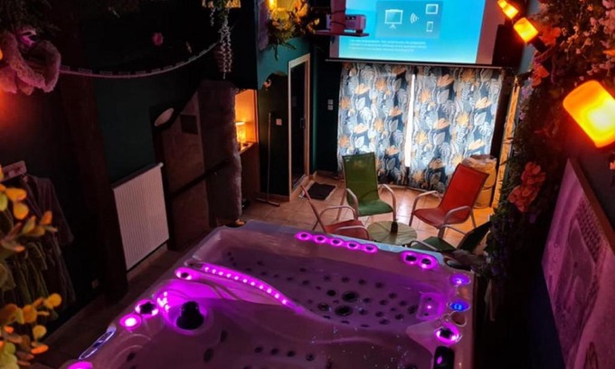 Saint-Maurice Villa | Villa Maelio Jacuzzi Sauna et Salle de jeux - Privatif