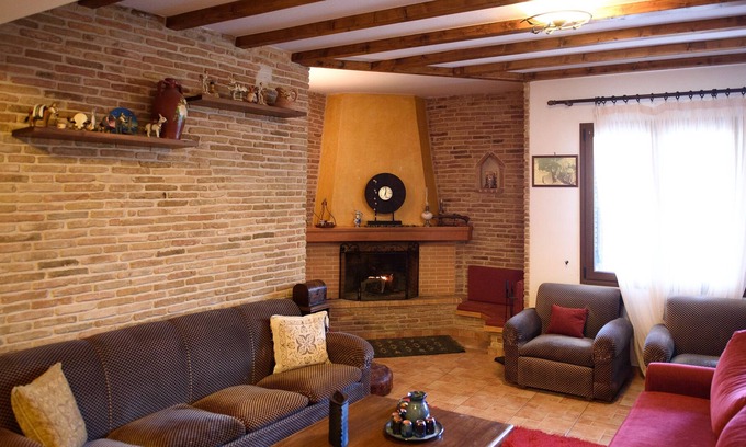 Vlacherna House | Villa Mainalo - House near the Forest & Ski resort