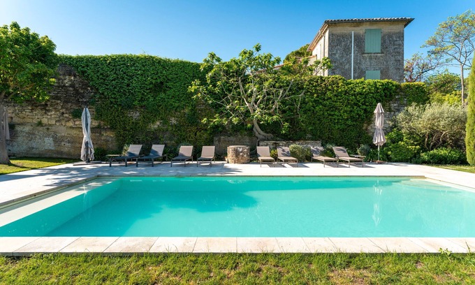 Uzes Villa | Villa 'Maison D'architecte' with Private Pool, Private Terrace and Wi-Fi