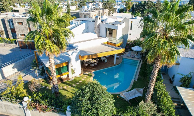 Ortakent Villa | Villa Manhattan Private Pool 5+2