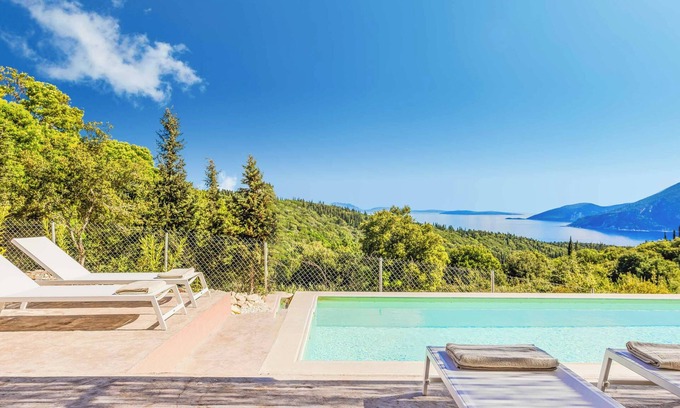 Katsarata Villa | Villa Mare Kefalonia