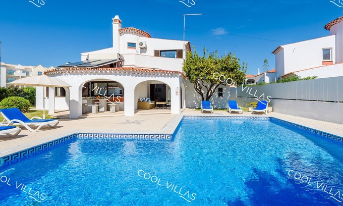 Areias de Sao Joao House | Villa Margarida - heatable pool, walking distance to beach & restaurants