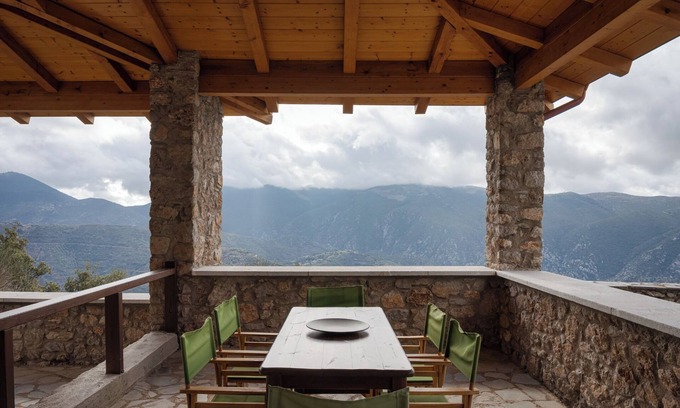 Arachova Villa | Villa Margarita Arachova