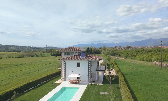 Amorosi Villa | Villa Mariarosaria - Exclusive Villa with pool