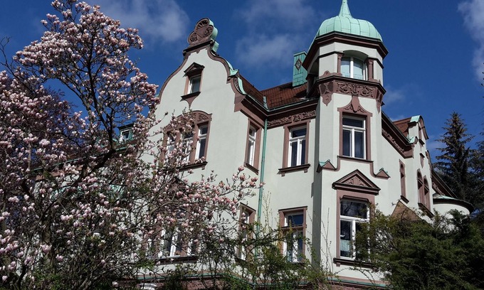 Claussnitz Hotel | Villa Markersdorf