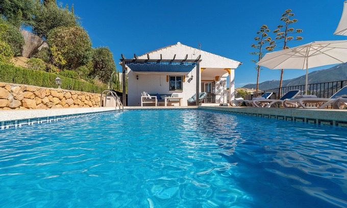 Vinuela Villa | Villa Maroma with Mountain View, Pool, Garden & Wi-Fi