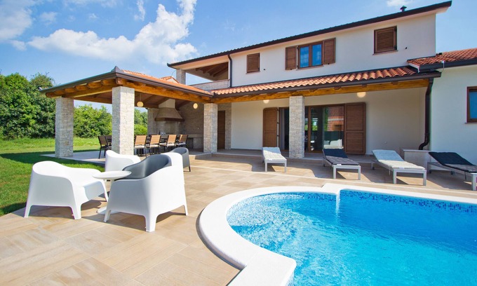Nedescina Villa | Villa Mattina - Holiday House In Istria - 8+2 Persons, 4 Bedrooms With Bathrooms