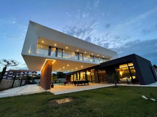 Liznjan Villa | Villa Mediterraneo 2