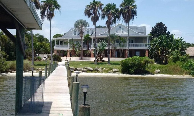 Tropic Villa | Villa Melbourne inter-coastal 2 floors 7br, heated pool