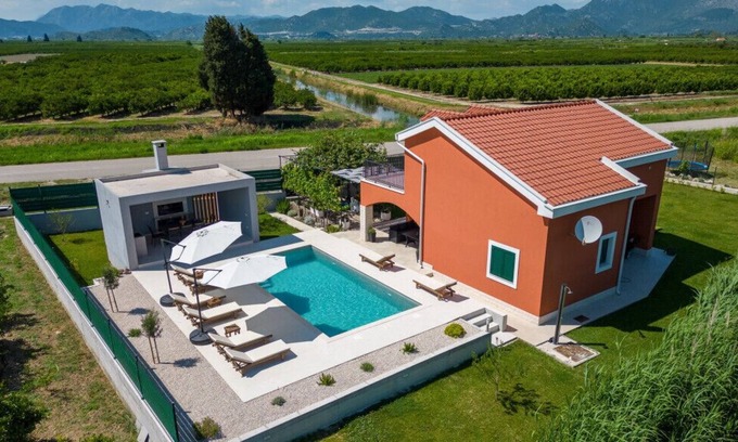 Opuzen Villa | Villa MiaMare by Villas Guide