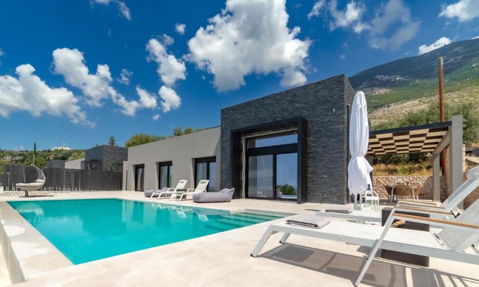 Mousata Villa | Villa Micato