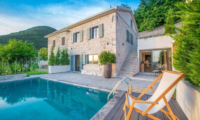Radanovici Villa | Villa Milonja - Two Bedroom Villa, Sleeps 5