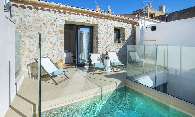 Buger Villa | VILLA MIQUEL - LUXURY RETREAT