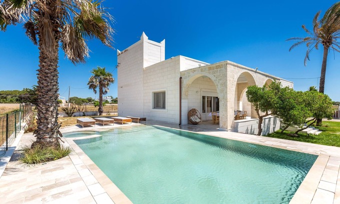 Campomarino di Maruggio Villa | Villa Mirante by Perle di Puglia