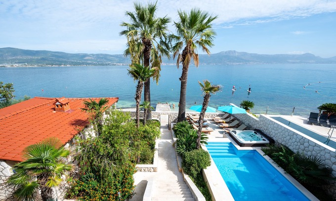 Municipality of Trogir Villa | Villa Mirjana - Exclusive beachfront 6 bedroom villa with pool