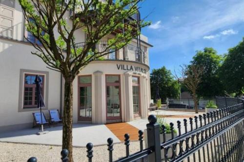 Bad Hall Apartment | Villa mit Balkon, Lift, Luxus -Beletage