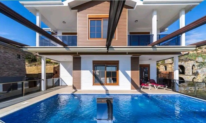 Seki Villa | Villa mit Herrlichem Natur- und Meerblick