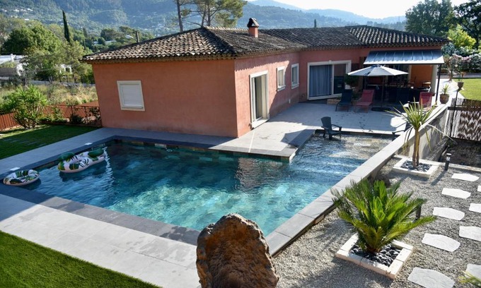Peymeinade Villa | Villa moderne avec piscine à Peymeinade