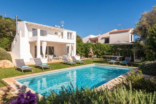 Punta Prima Villa | Villa Molly 16 by Villa Plus