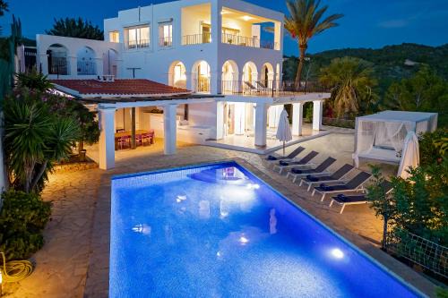 Sant Antoni de Portmany Villa | Villa near San Antonio