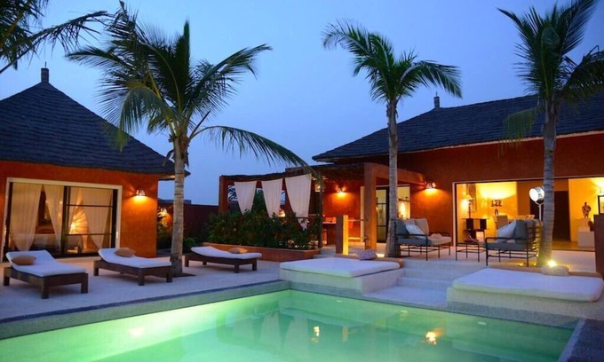 Saly Villa | Villa neuve, contemporaine et design avec piscine