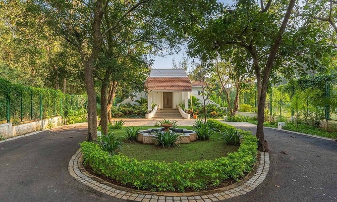 Salvador do Mundo Villa | Villa Nora | Villas By Noor