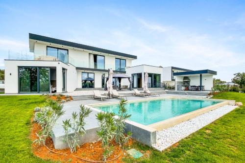 Kastelir-Labinci Villa | Villa Nura