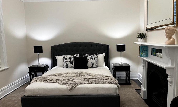North Adelaide Villa | Villa on Melbourne St