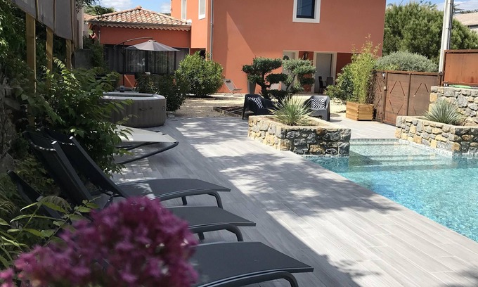 Aubenas House | Villa Otium sleeps 8 people