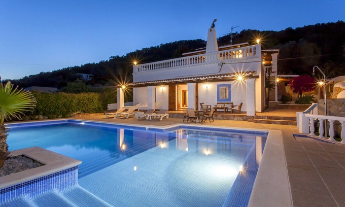 Sant Antoni de Portmany Villa | Villa Paris with panoramic views set in San Antonio hills