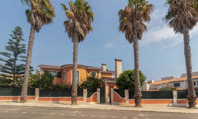 Cascais Villa | Villa Palm Trees