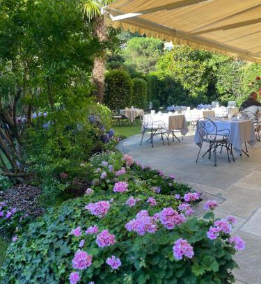 Cannobio Hotel | Villa Palmira Kinderfreies Hotel