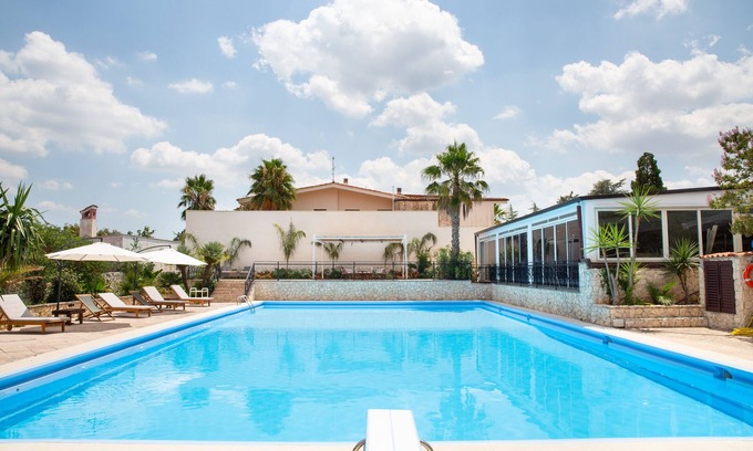Ruffano Villa | Villa Palmizi with private pool, 6 bedrooms, 8 bathrooms in the heart of Salento