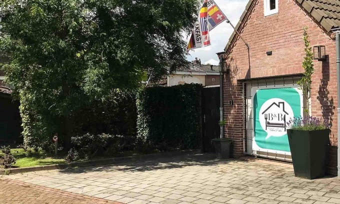 Gilze House | Villa Pats is located in a quiet village near the Efteling/Zoo Beekse Bergen