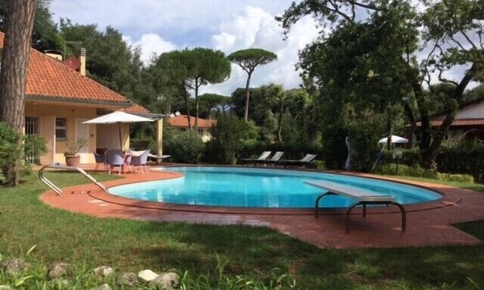 Marina di Pietrasanta Villa | Villa Piero with pool, Marina di Pietrasanta, Italy
