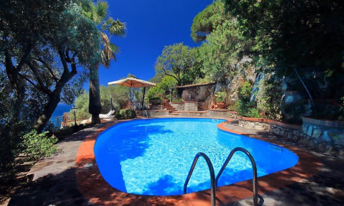 Faro Villa | VILLA PREMIUM