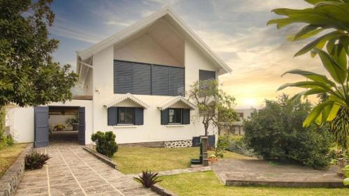 Saint-Denis Villa | Villa Prestige