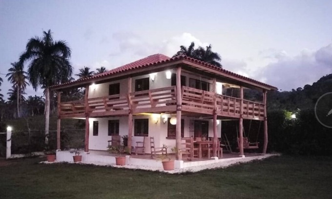 El Centro Villa | Villa, private grounds, peaceful retreat, close but yet secluded