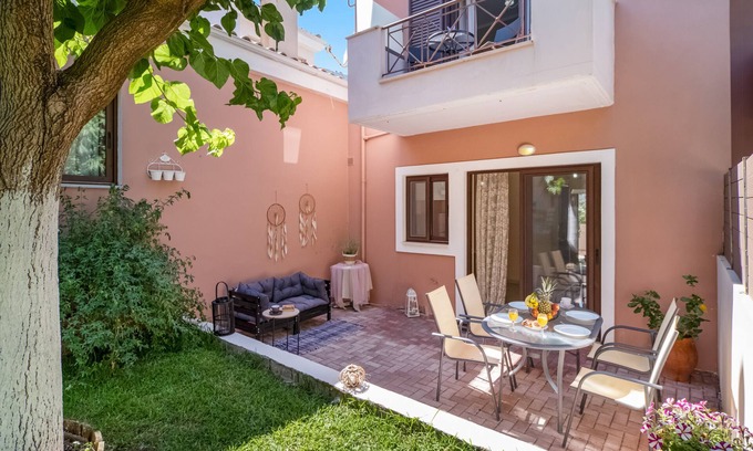 Katokhorion Villa | Villa 'Prolithia 2' with Sea View, Wi-Fi and Air Conditioning