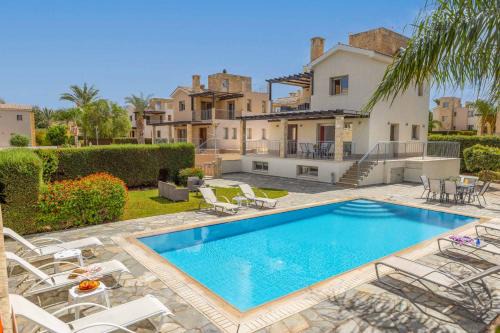 Polis Villa | Villa Prosperity