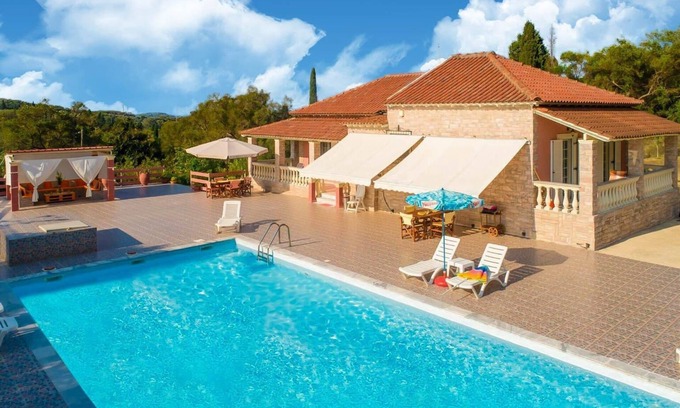 Lefkimmi Villa | Villa Psaropouli Large Private Pool, A/C, WiFi