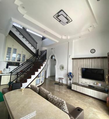 Ciater Villa | Villa Putih Ciater