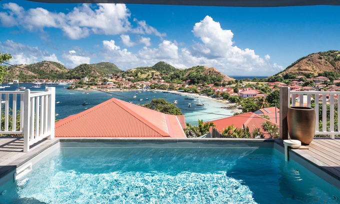 Terre-de-Haut Villa | Villa Rackam, balcony on the Baie des Saintes with pool and 300m from beaches