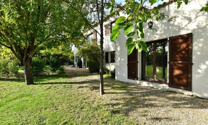 Blauzac Villa | Villa raffinée, parc clôturé, 4000m2, piscine 5x10