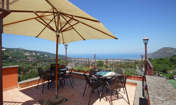Piano di Sorrento Condo | Villa Residence L Incanto Sorrento