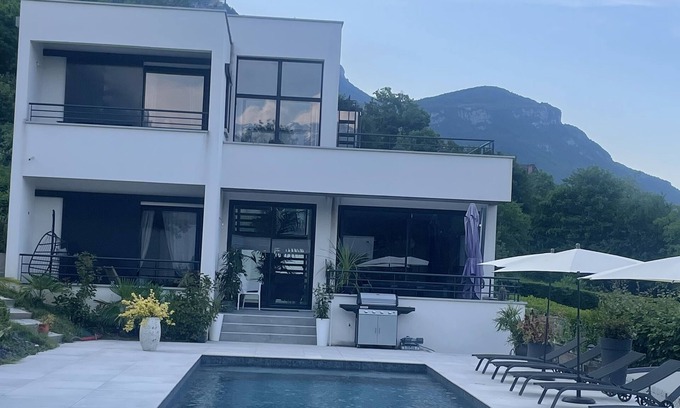 Le Touvet Villa | Villa Romantique Avec Piscine